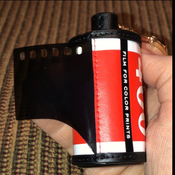 NWT-Kate Spade-SET-Picture This-Camera📷Wristlet & Film Roll🎞️Bag Charm/Keychain - Picture 15 of 16